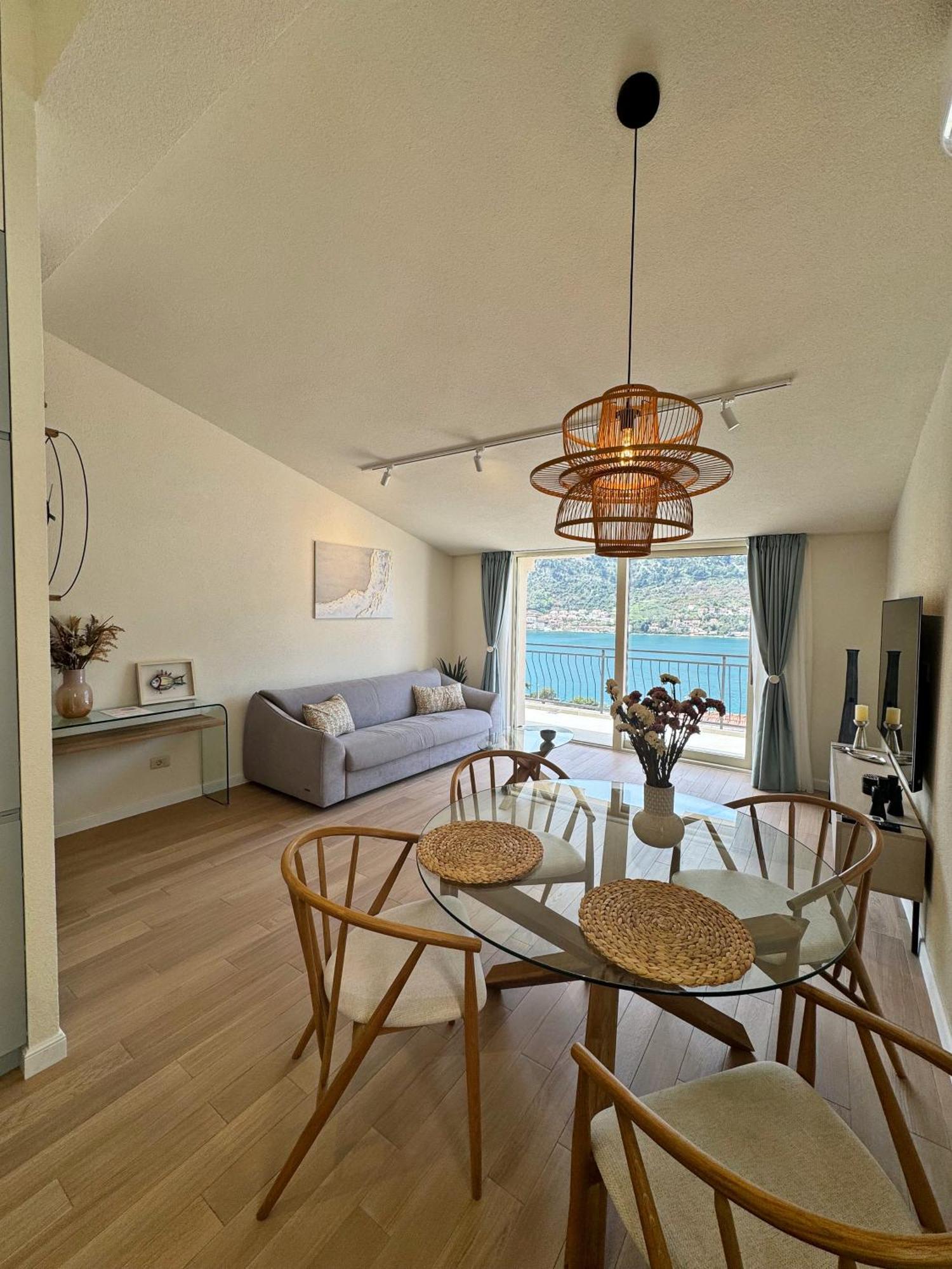 Apartment Point Of View *